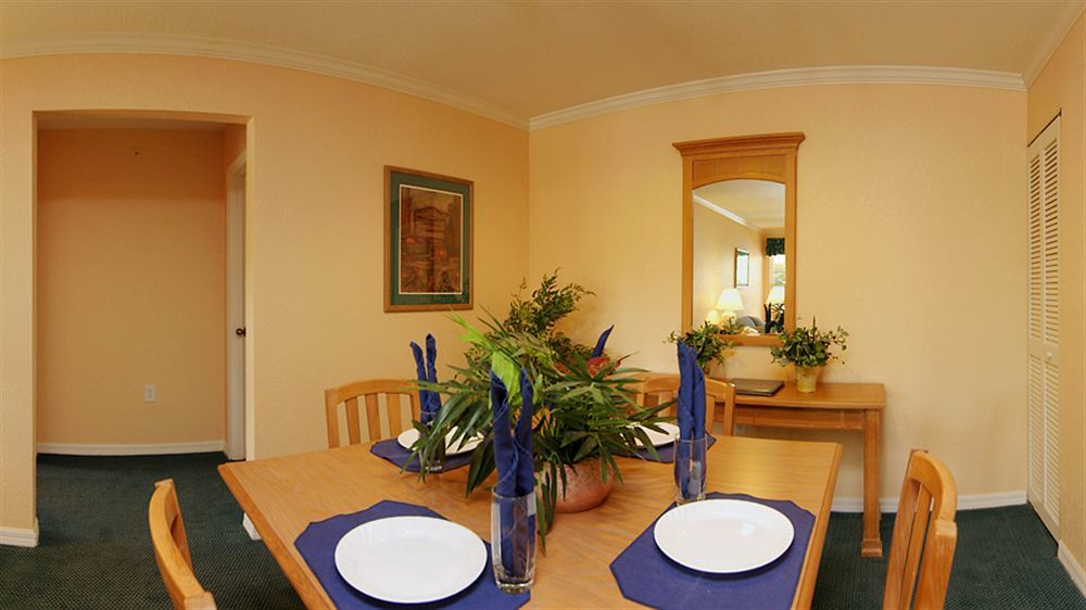 Mainsail Tampa Extended Stay Extérieur photo